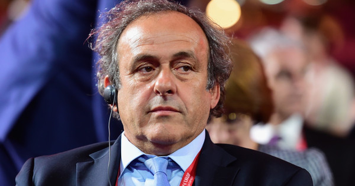 Bất chấp scandal, Platini quyết tâm ứng cử vị trí chủ tịch FIFA