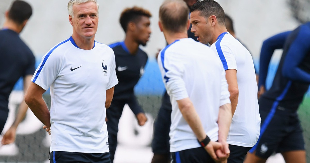 HLV Deschamps quên chiến tích quá khứ để hướng đến vinh quang ở EURO 2016