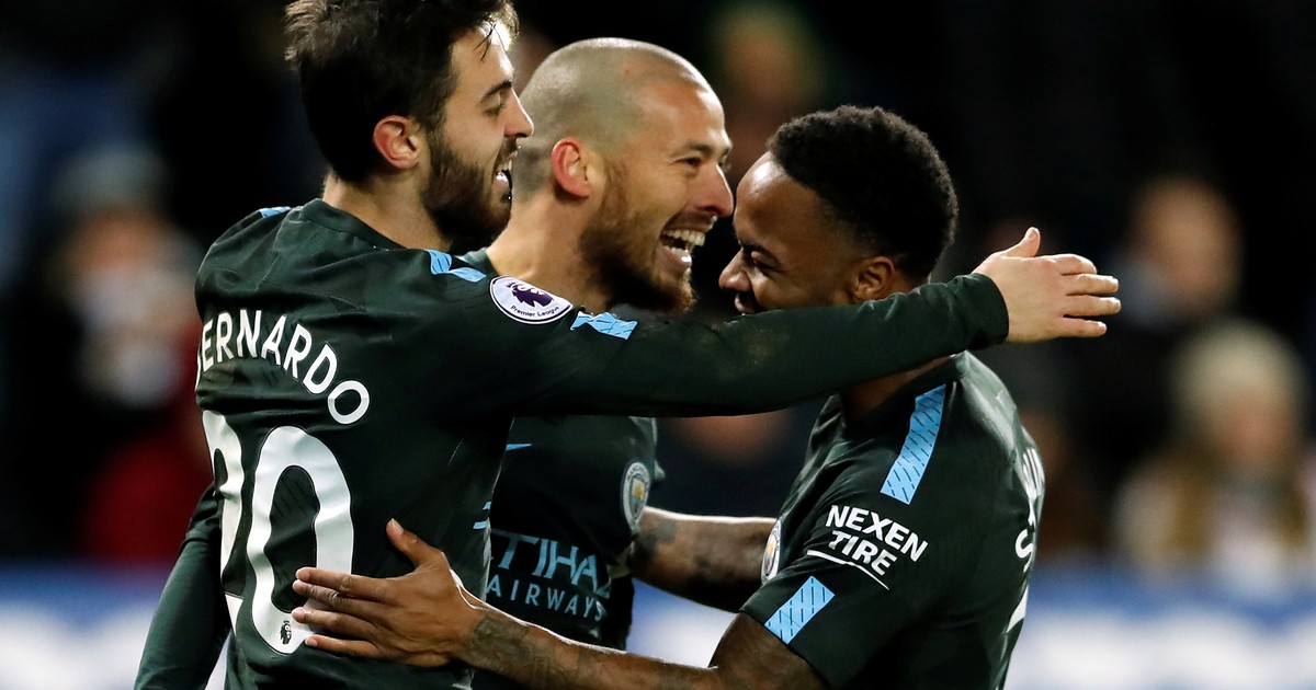 Man City lập kỷ lục 15 trận thắng liên tiếp ở Premier League