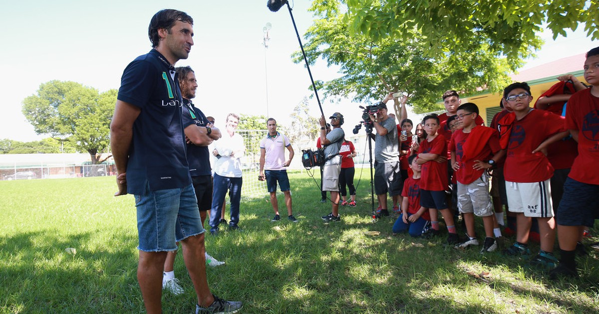 Raul tái xuất trên cương vị HLV ở đội trẻ Real Madrid