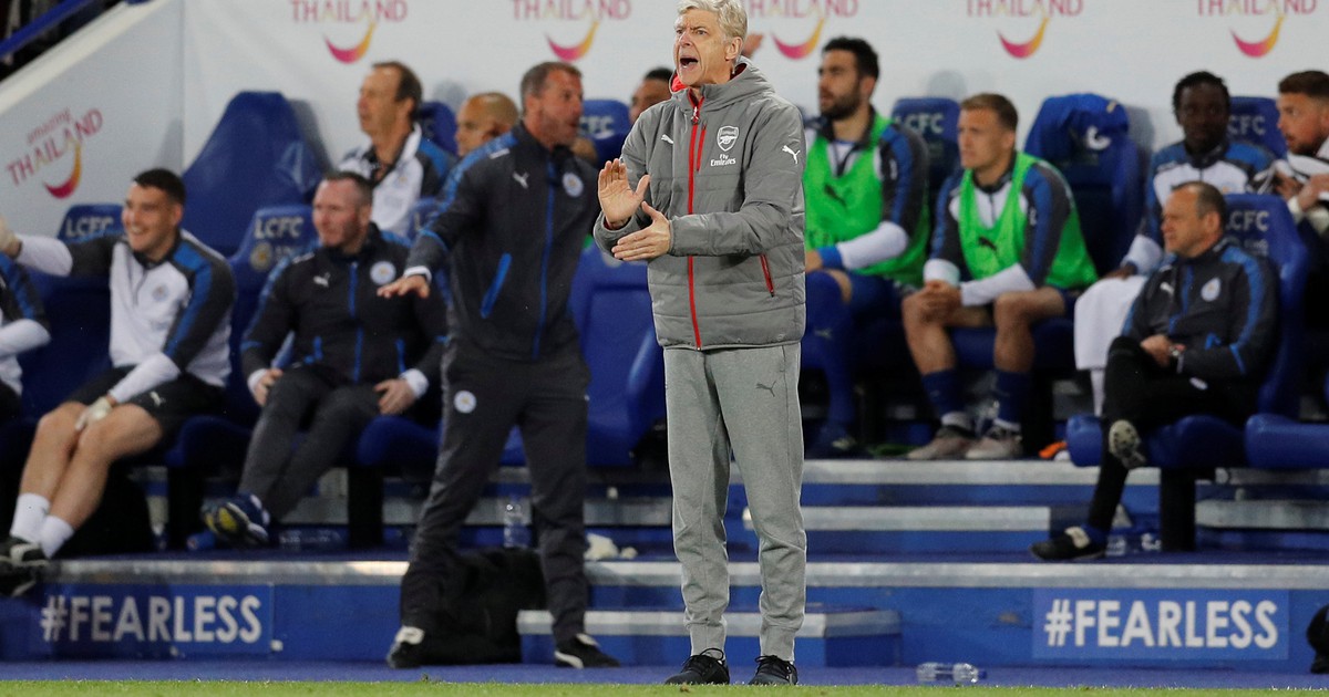 Wenger : 'Tôi nhận được nhiều lời mời hơn cả trông đợi'
