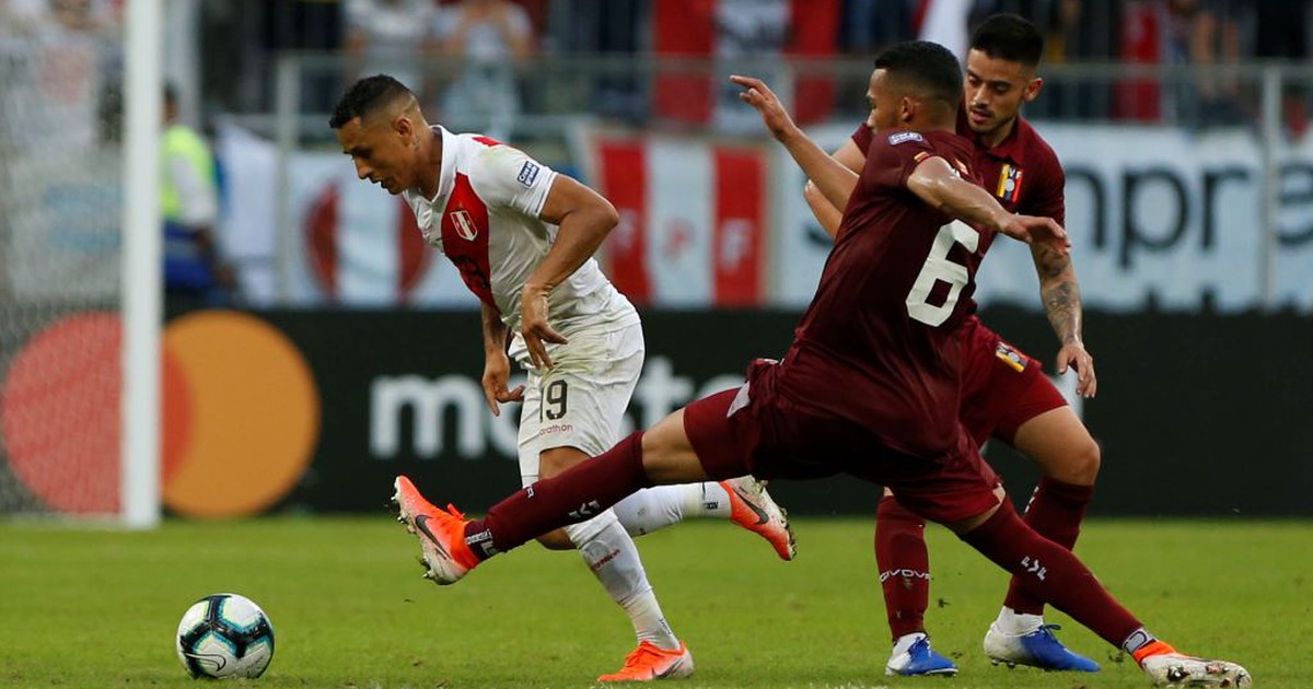 Copa America 2019: Venezuela thoát thua trước Peru