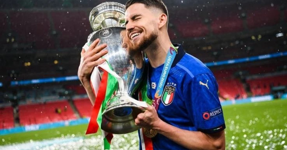 Ứng viên sáng giá Quả bóng vàng đòi rời Chelsea