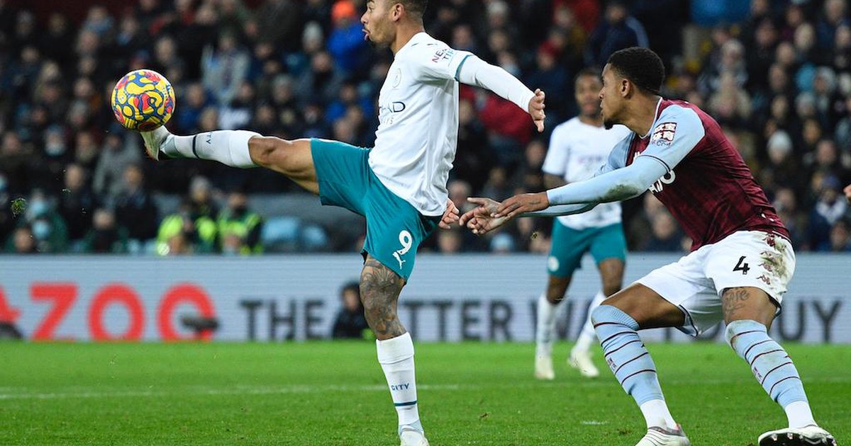 Kết quả Ngoại hạng Anh: HLV Guardiola thở phào khi vượt ải Aston Villa