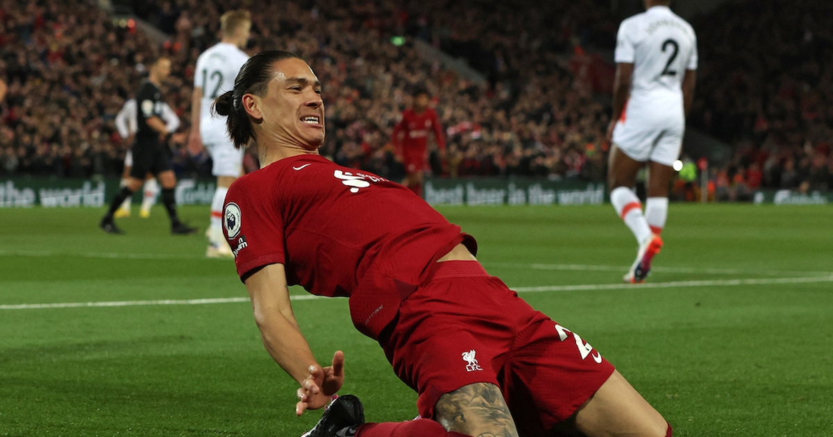 Tân binh Nunez tỏa sáng, Liverpool chưa từ bỏ cuộc đua vô địch