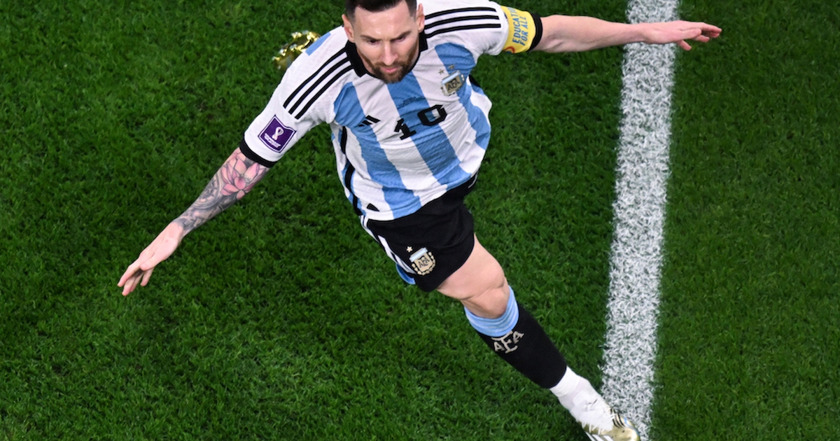 Cơ hội lớn để Messi đi vào sử sách ở trận gặp Hà Lan tại tứ kết