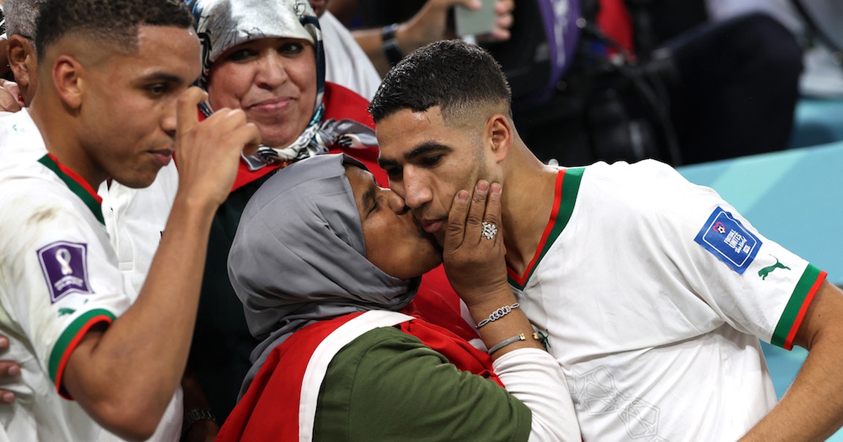 ‘Thần dược’ giúp tuyển Ma Rốc trước cuộc đụng độ Tây Ban Nha