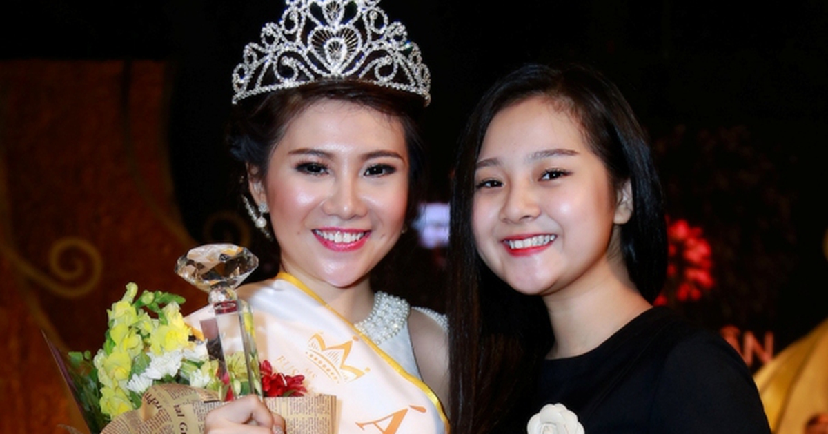 Tam Triều Dâng mừng chị gái đăng quang Á hoàng doanh nhân