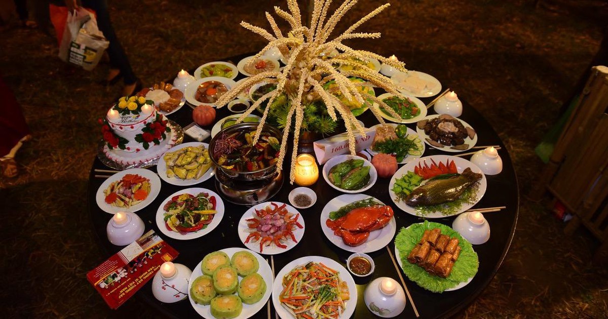 Nhiều món hấp dẫn tại Liên hoan món ngon các nước lần thứ 12