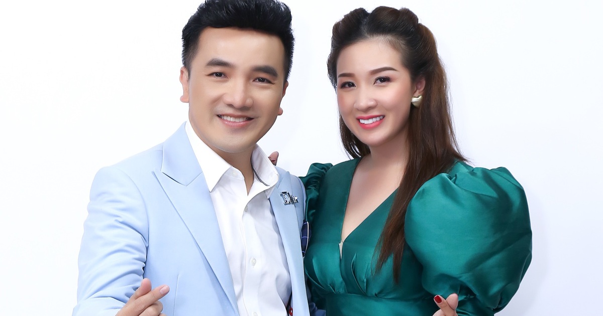 Dương Ngọc Thái tiết lộ cuộc sống hôn nhân với vợ là ca sĩ xinh đẹp