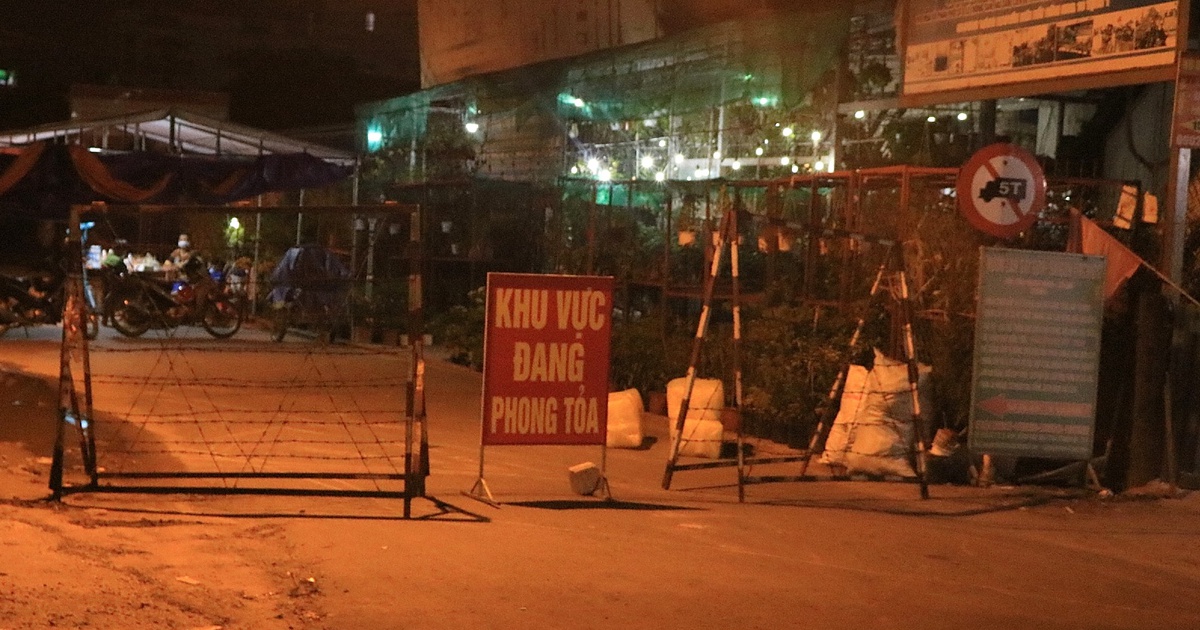 Người dân Thạnh Lộc Quận 12 trước giờ phong tỏa toàn phường: ‘15 ngày dài, nhưng xứng đáng’