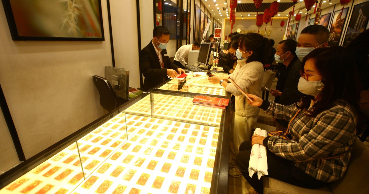 Giá vàng hôm nay 14.1.2022: SJC cao hơn thế giới 11,7 triệu đồng/lượng