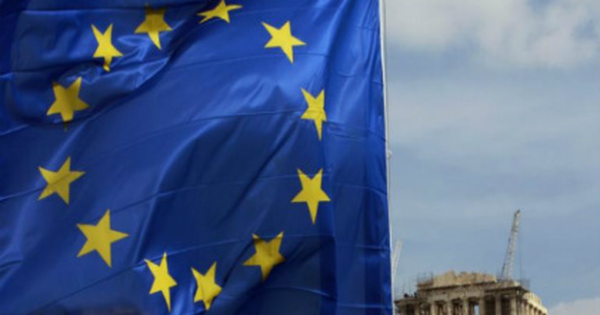 EU họp khẩn sau thảm họa lật tàu chở người di cư