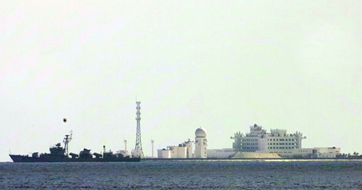 Trung Quốc ngang ngược nói không dừng xây đảo nhân tạo trên Biển Đông