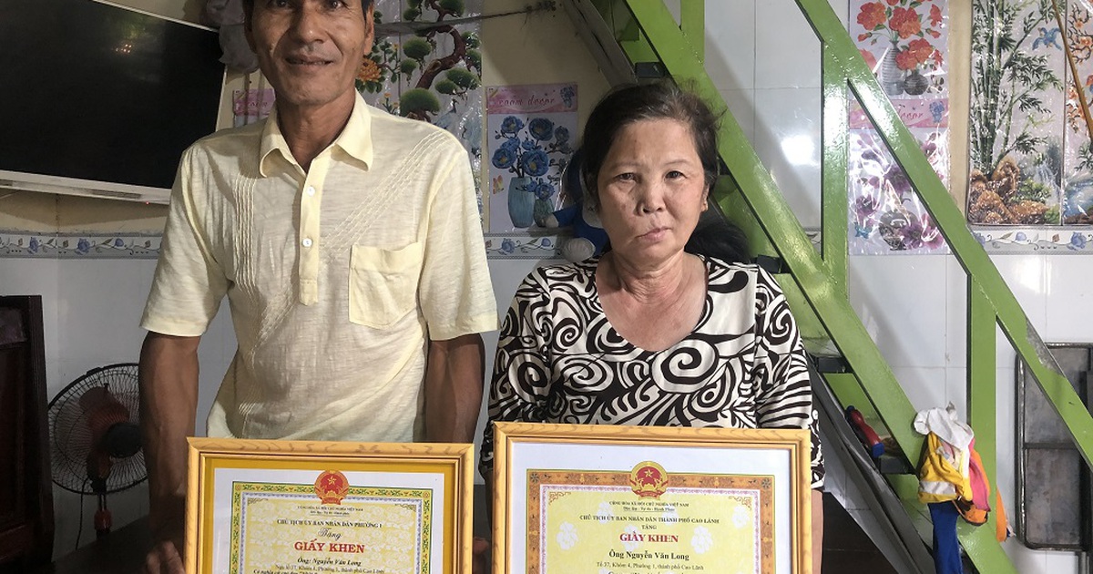 Chủ tịch tỉnh Đồng Tháp viết thư khen vợ chồng người nhặt ve chai trả tiền tỉ