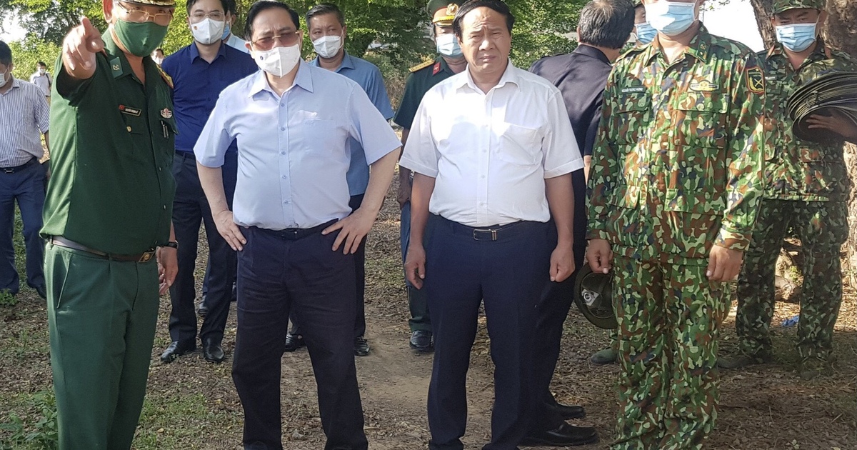 Thủ tướng Phạm Minh Chính thăm, động viên 'tuyến đầu' ở An Giang