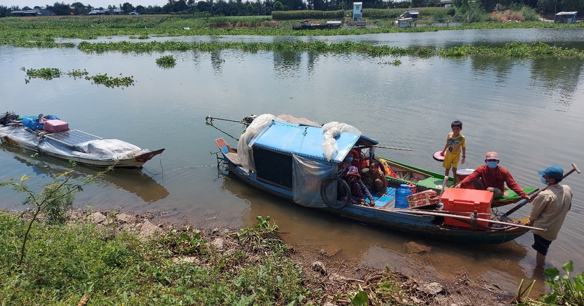 An Giang: Ngăn chặn 9 người nhập cảnh trái phép trên sông Hậu