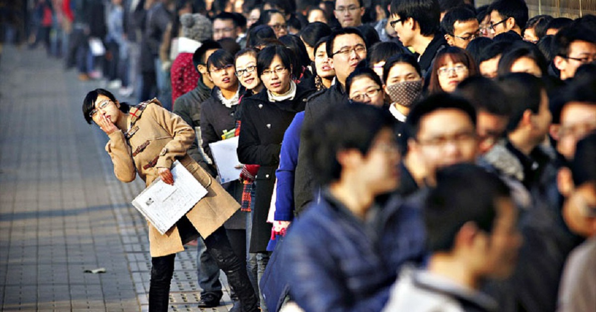 Doanh nghiệp Trung Quốc ‘sợ' thuê nhân viên vì kinh tế ảm đạm