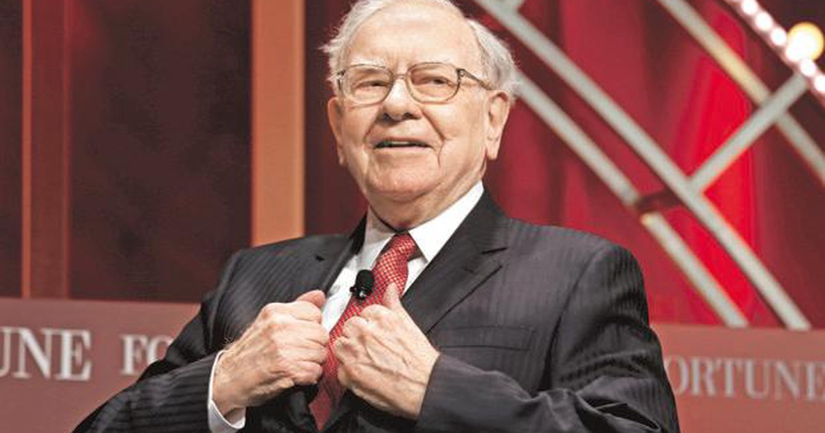 Tỉ phú Warren Buffett bán tháo cổ phiếu nhà bán lẻ lớn nhất Mỹ