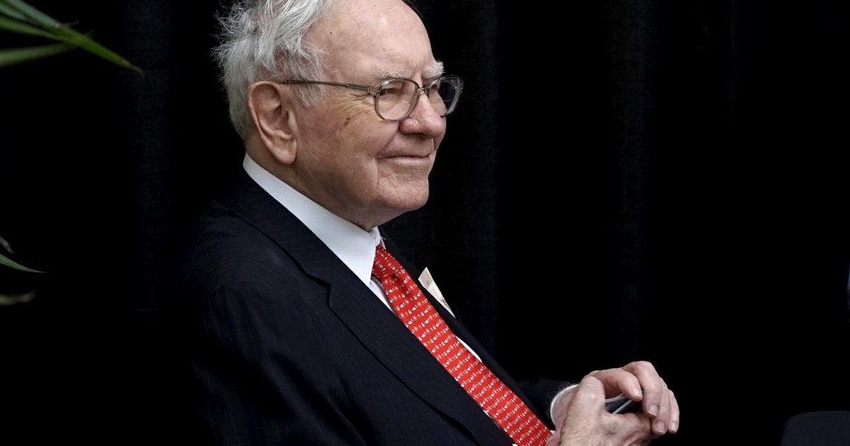Bữa trưa với Warren Buffett giá 3,3 triệu USD