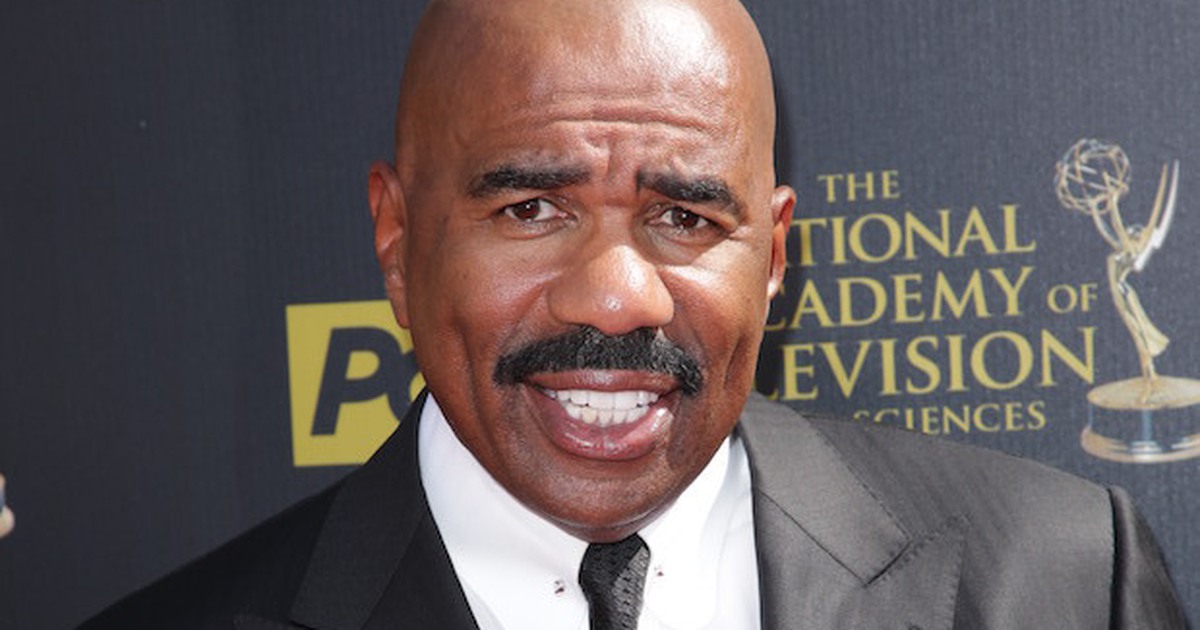 Steve Harvey: Từ cậu bé nói lắp trở thành MC nổi tiếng