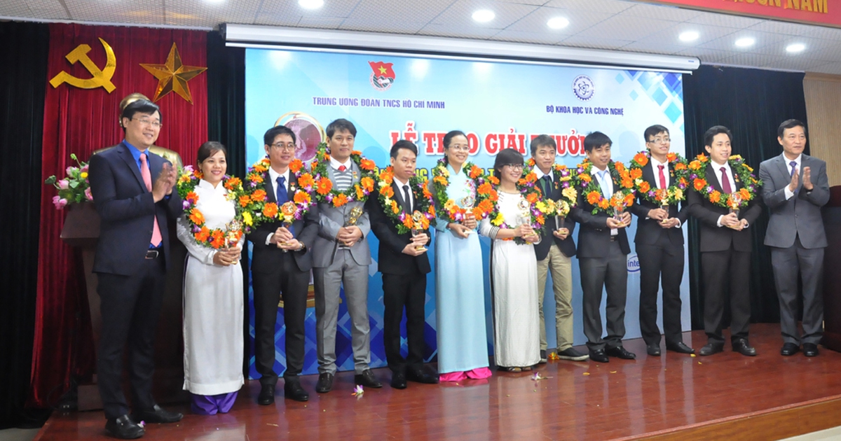 Trao giải thưởng khoa học công nghệ thanh niên Quả cầu vàng 2016