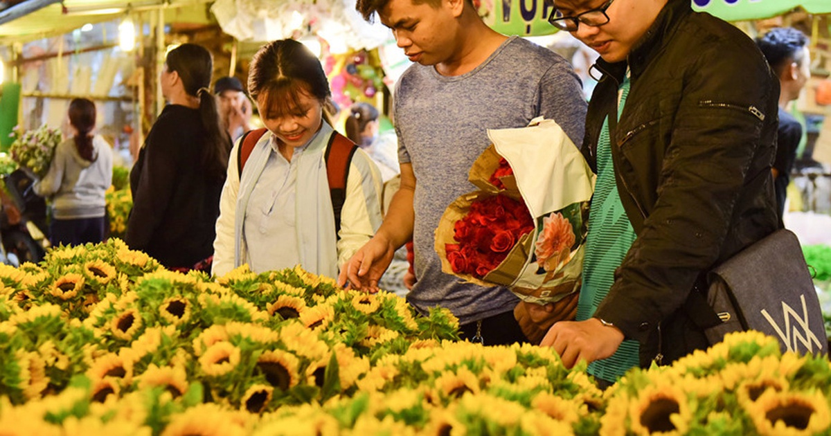 Du lịch đêm tẻ nhạt: Du khách ‘muốn được tiêu tiền’ ở Việt Nam