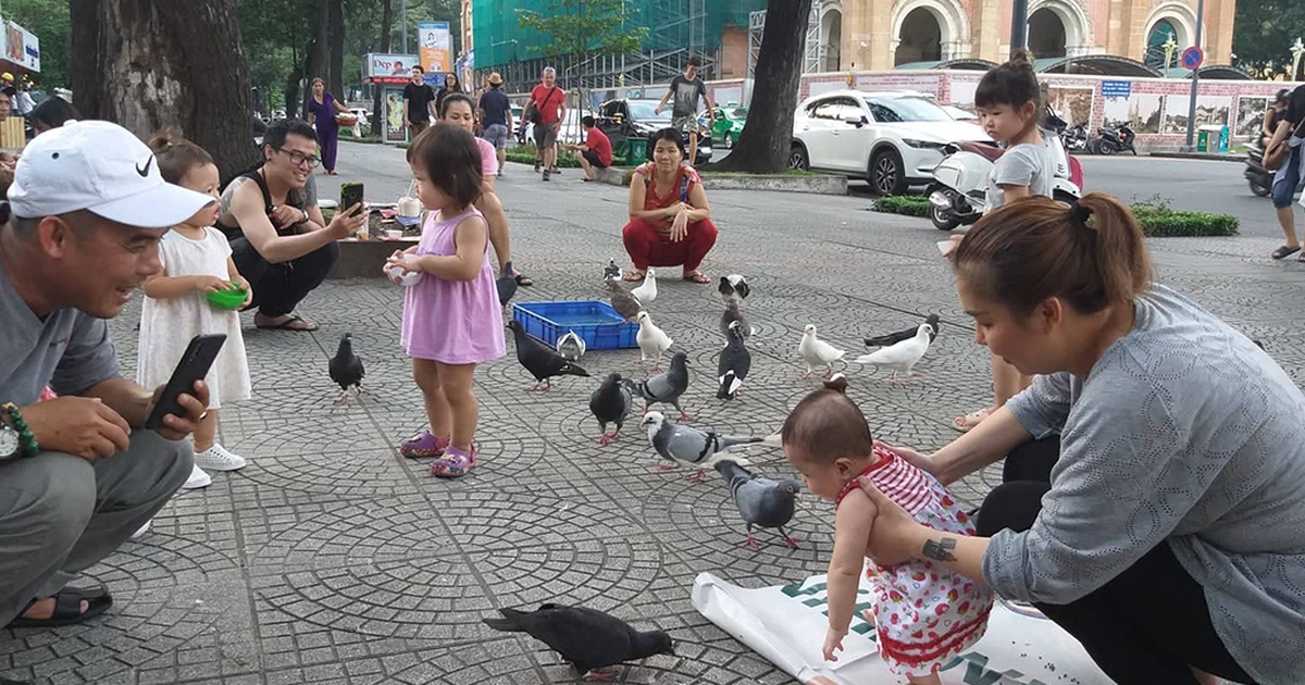 Những câu đừng bao giờ trêu đùa trẻ: ‘Mẹ có em bé, mày sắp ra rìa rồi’