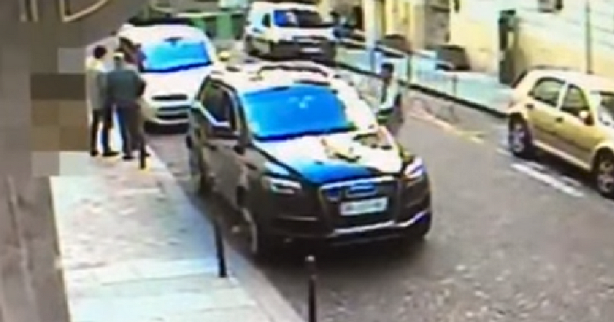 Tùy viên quân sự Israel bị trộm xe chứa hồ sơ mật