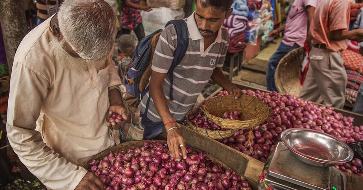 Dân châu Á khóc ròng vì Ấn Độ cấm xuất khẩu hành