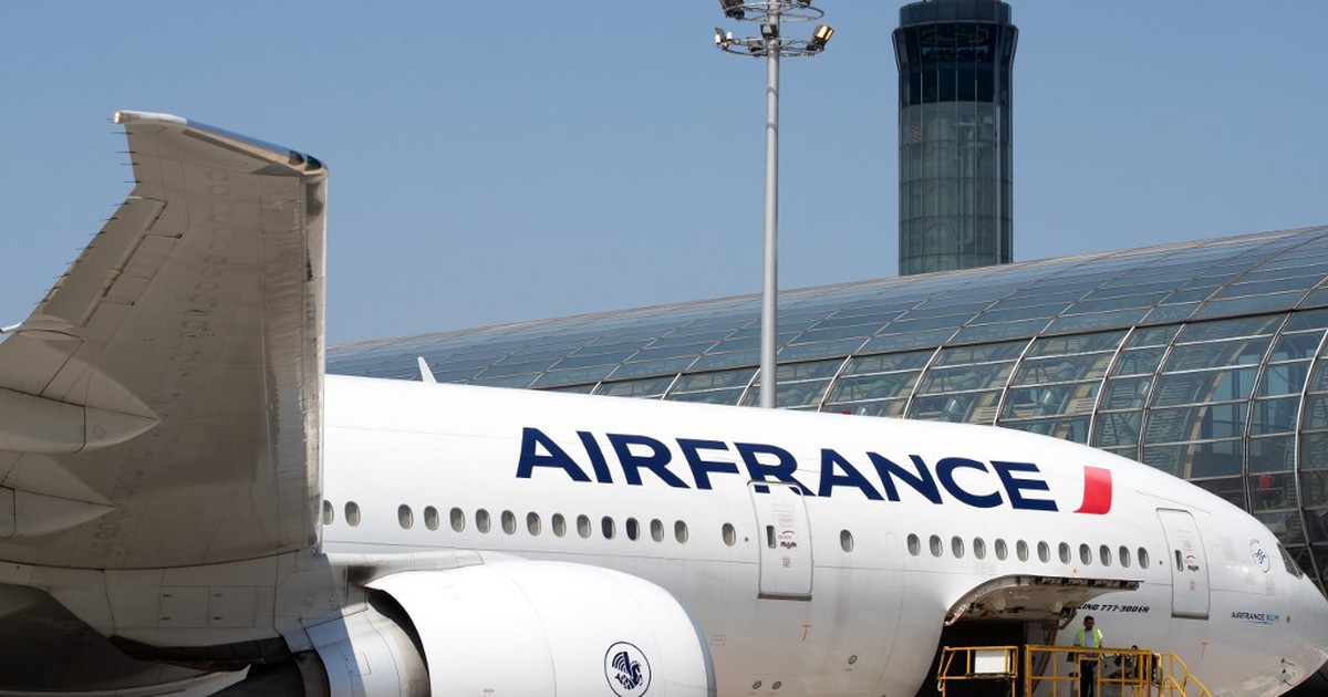 Phát hiện thi thể bé trai dưới càng bánh xe máy bay ở sân bay Paris