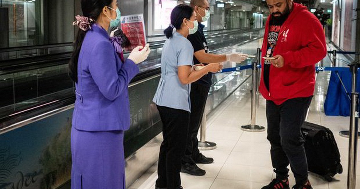 Dịch viêm phổi ‘lạ’ ở Vũ Hán có thể do loại vi rút mới gây ra