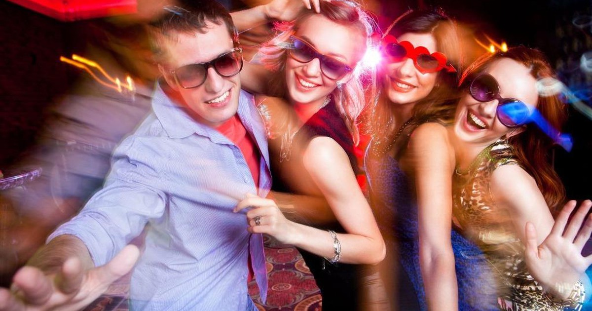 Ít nhất 20 thanh thiếu niên mắc Covid-19 khi tham gia tiệc tùng ở nhà riêng