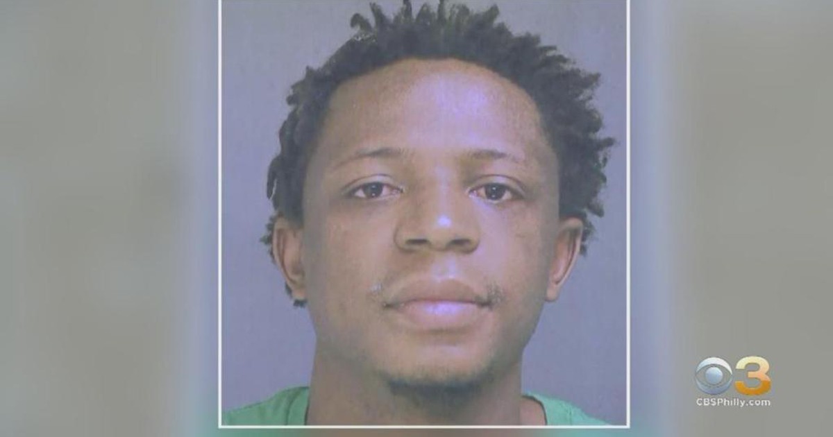 Sốc vì nhiều hành khách làm ngơ trước cảnh phụ nữ bị cưỡng hiếp trên tàu điện