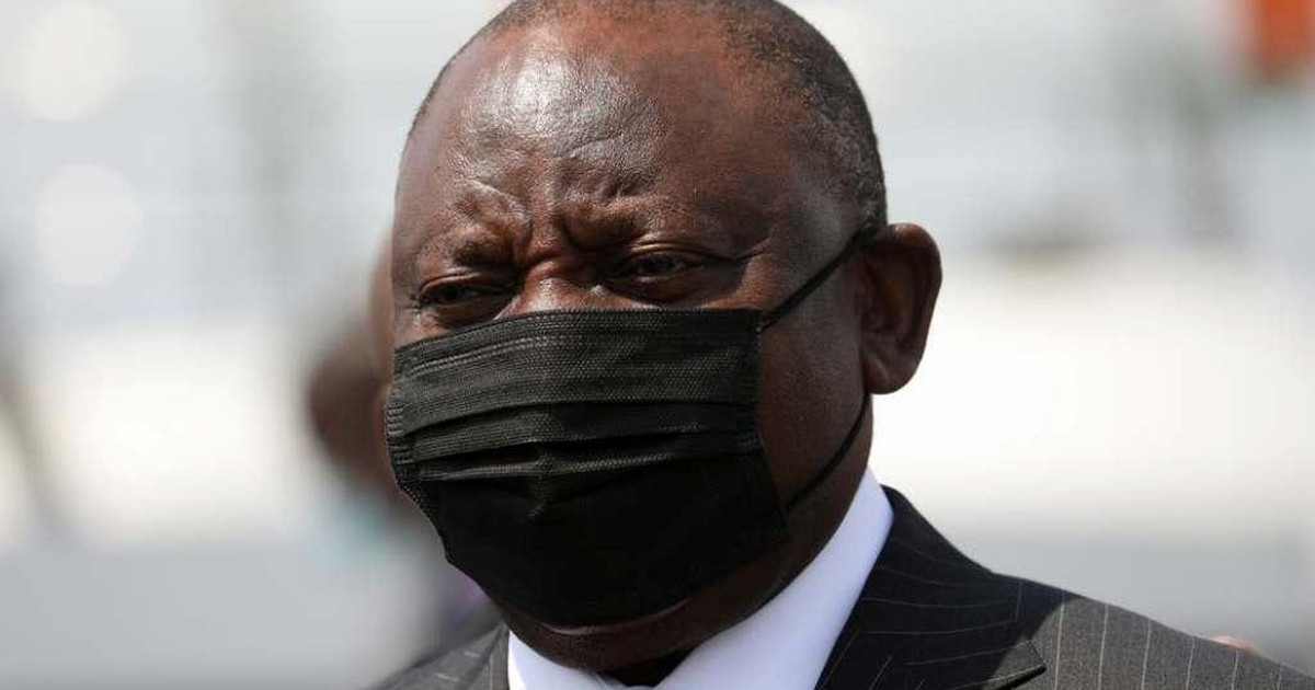 Tổng thống Nam Phi mắc Covid-19, lời cảnh tỉnh cho toàn dân