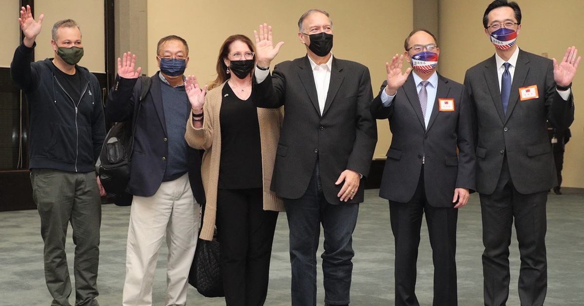 Đài Loan mất điện trên diện rộng vì ‘sự cố’ khi cựu ngoại trưởng Mỹ thăm