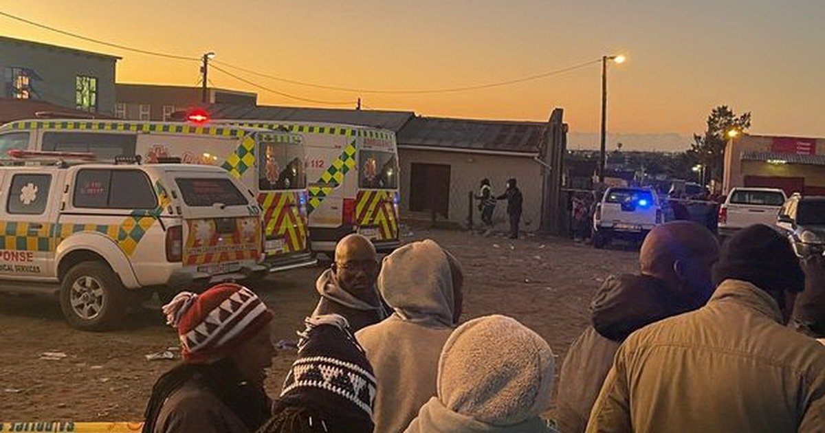 Thảm kịch người trẻ tử vong hàng loạt chưa rõ nguyên nhân tại hộp đêm Nam Phi