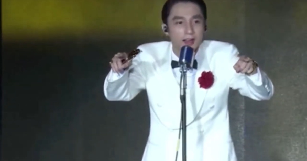 Câu nói: 'Chúng ta của hiện tại,…' của Sơn Tùng M-TP gây sốt giới trẻ