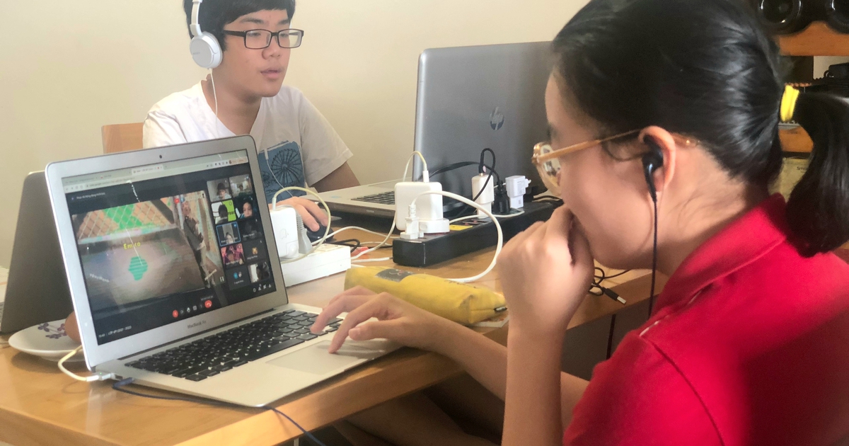 Mong Bộ GD-ĐT sớm có hướng dẫn giảm tải chương trình dạy học trực tuyến