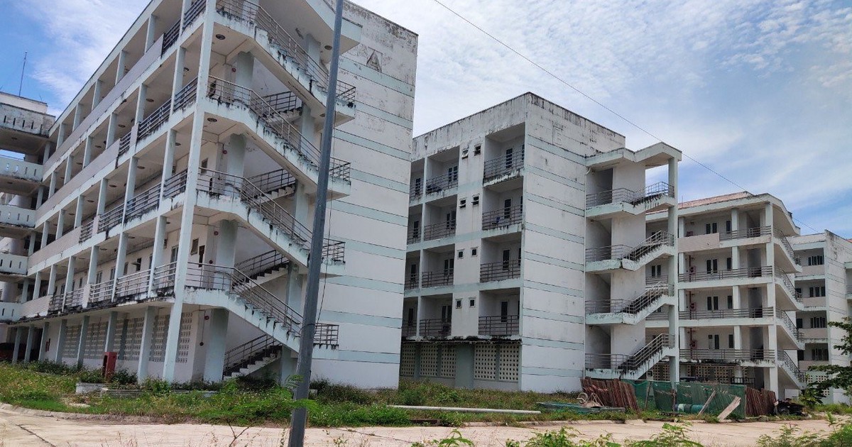 Tin tức giáo dục đặc biệt 15.3: Trường xây hàng chục tỉ đồng rồi để đó