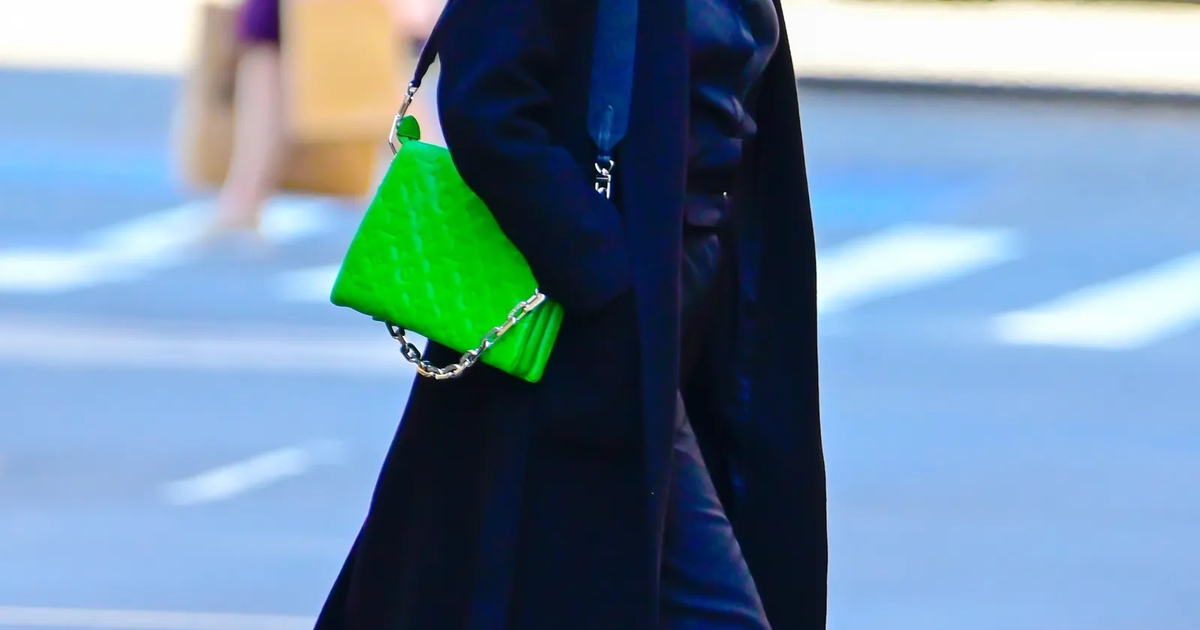 Đẹp xuất sắc với phong cách thời trang đường phố Thu Đông của Selena Gomez