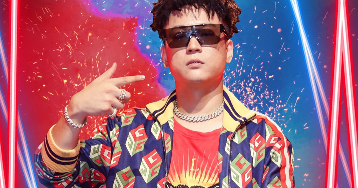 Giám khảo 'King of rap' ngồi 'ghế nóng' cuộc thi rap online