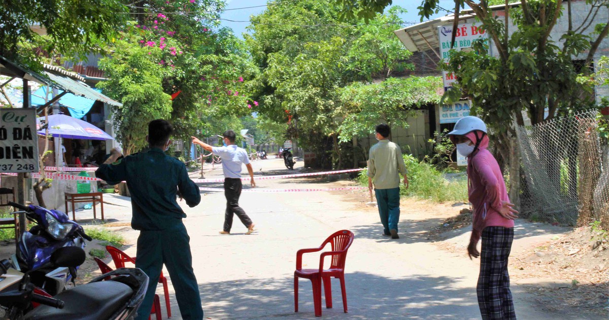 Người giúp việc từ Đà Nẵng nhiễm Covid-19 trở về: Phong tỏa xóm, giãn cách chợ