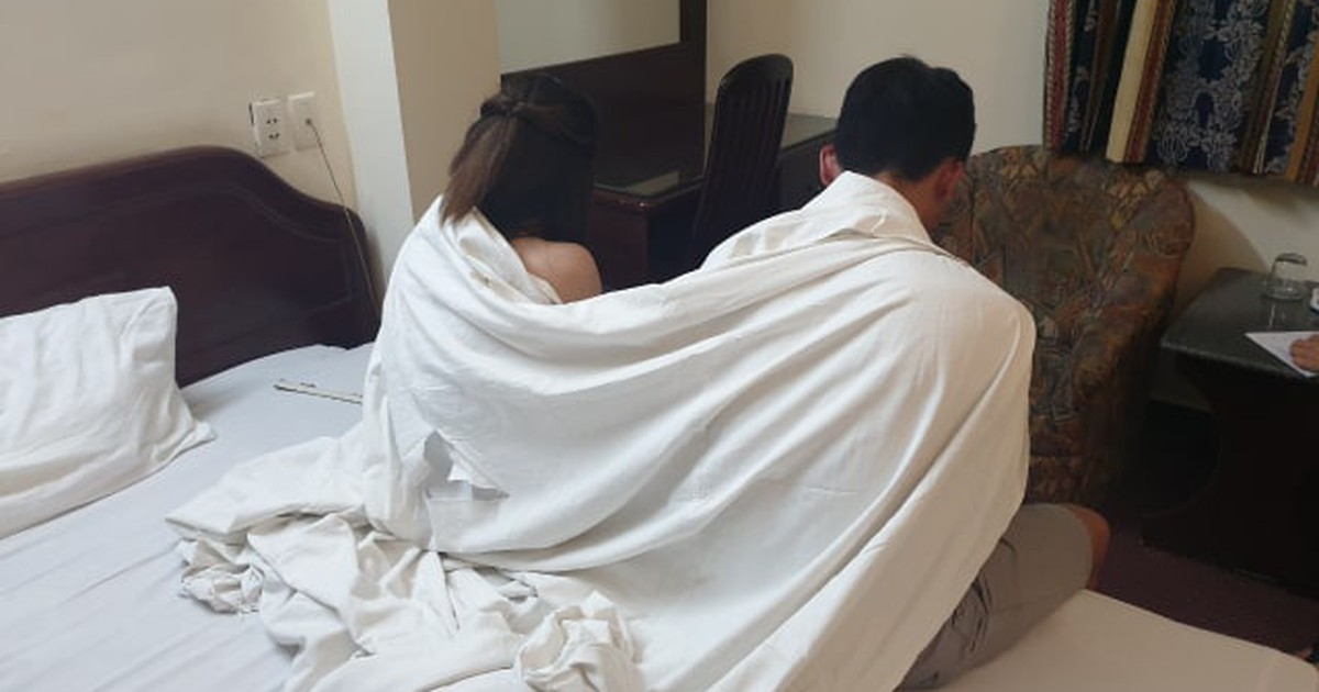 Bắt ‘tú bà’ môi giới mại dâm ở trung tâm Sài Gòn