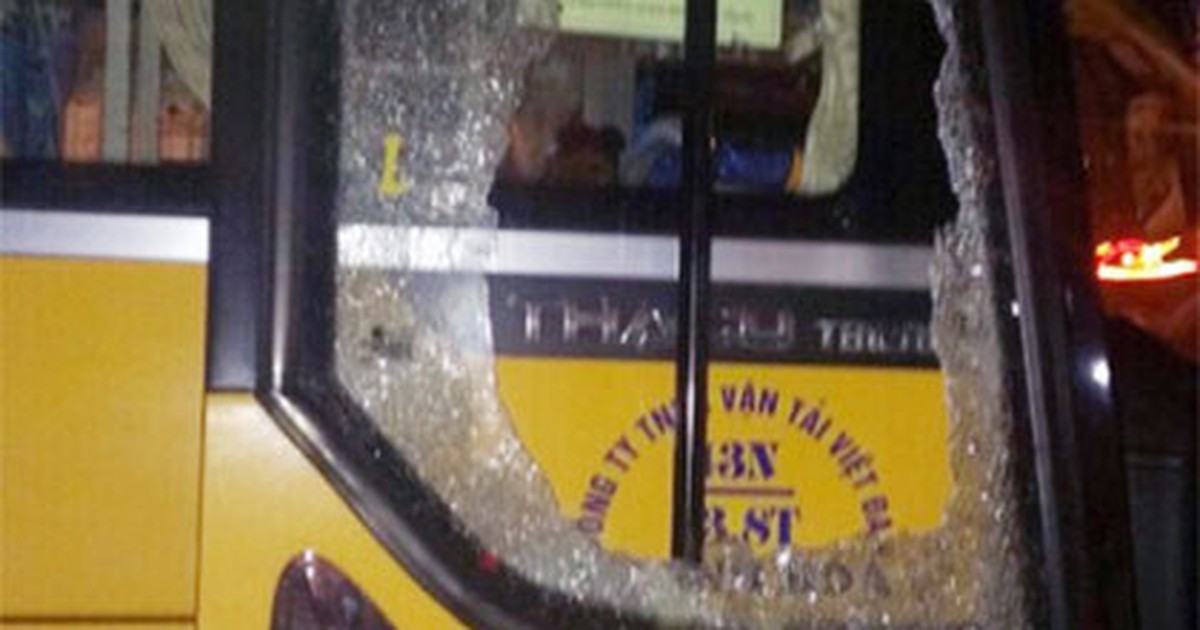 Truy bắt nhóm côn đồ đâm trọng thương tài xế xe khách