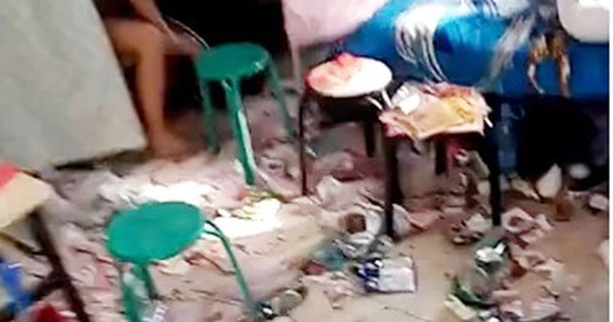 Sốc với căn phòng ký túc xá bẩn nhất ở Trung Quốc