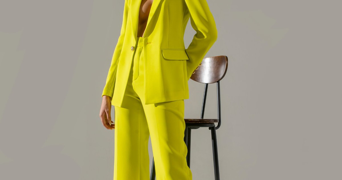 Đừng sợ những bộ vest sắc màu, nếu biết cách, bạn sẽ là fashionista chính hạng