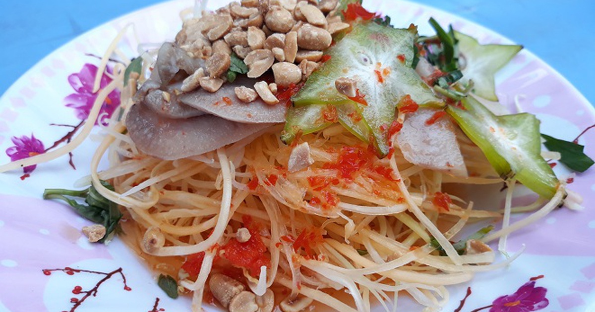 Chỉ 50 mét nhưng đây là 'thiên đường' dành cho người Sài Gòn mê ăn vặt