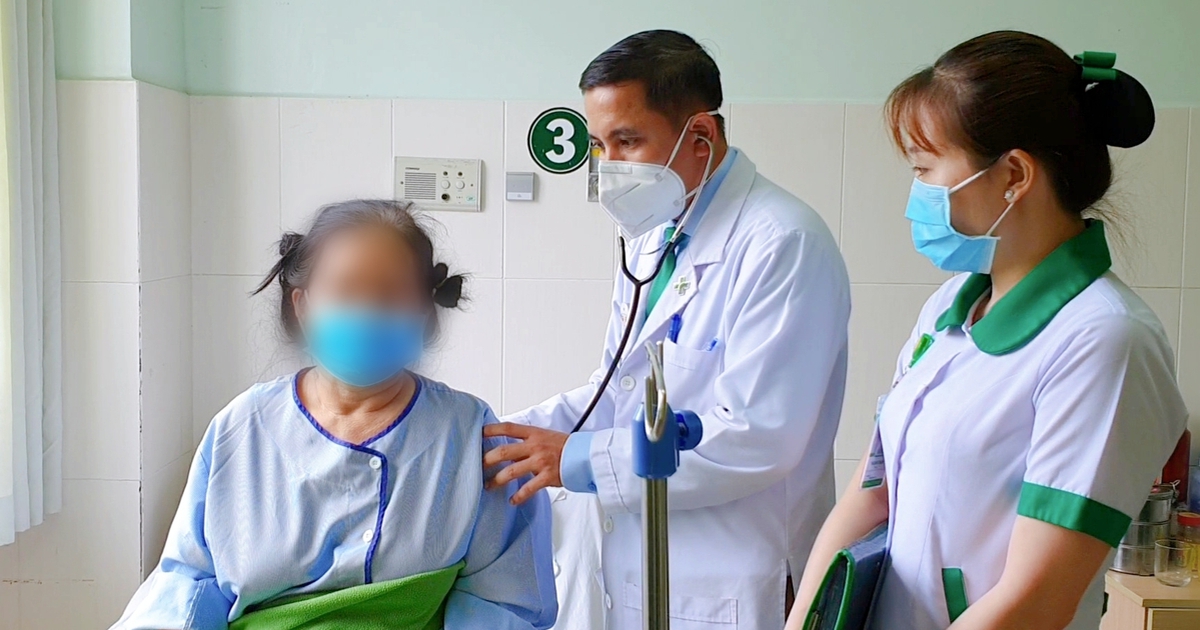 Cứu bệnh nhân bị phổi biệt lập, ho ra máu