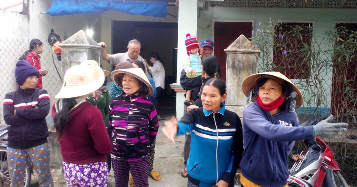 Trưởng thôn bị tố lập danh sách hỗ trợ thiệt hại do mưa lũ không công bằng